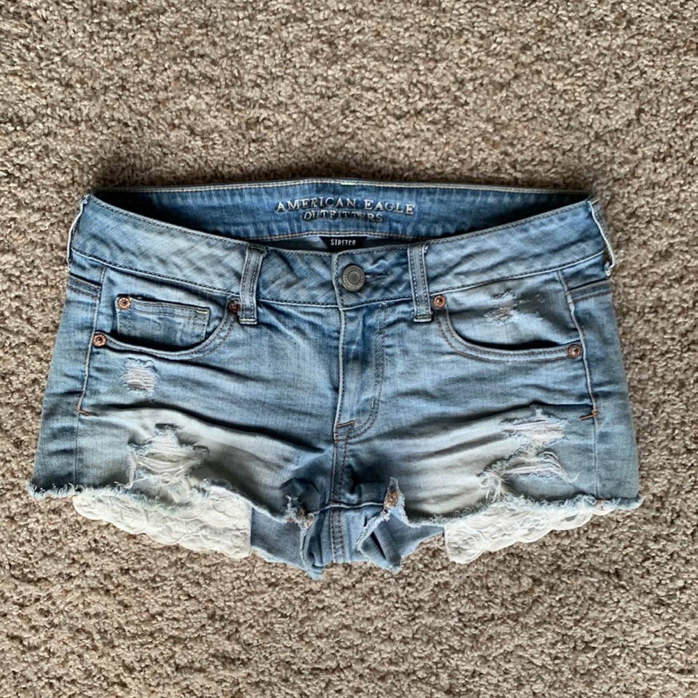 American Eagle shorts with lace pockets size 4